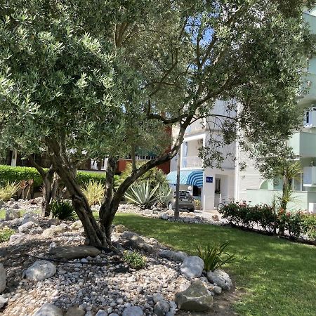 Villa Lisa - La Quiete E Il Profumo Del Mare Grado Exteriör bild